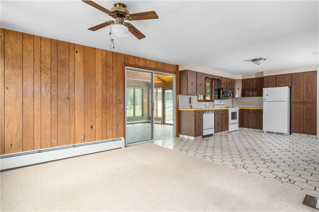 Cumberland, Rhode Island, 02864, United States, 3 Bedrooms Bedrooms, ,2 BathroomsBathrooms,Residential,Active,1926706