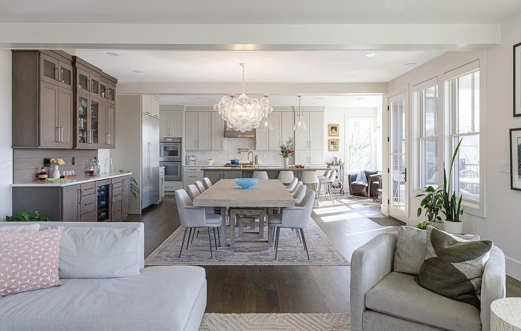 North Kingstown, Rhode Island, 02852, United States, 4 Bedrooms Bedrooms, ,4 BathroomsBathrooms,Residential,Active,1869154