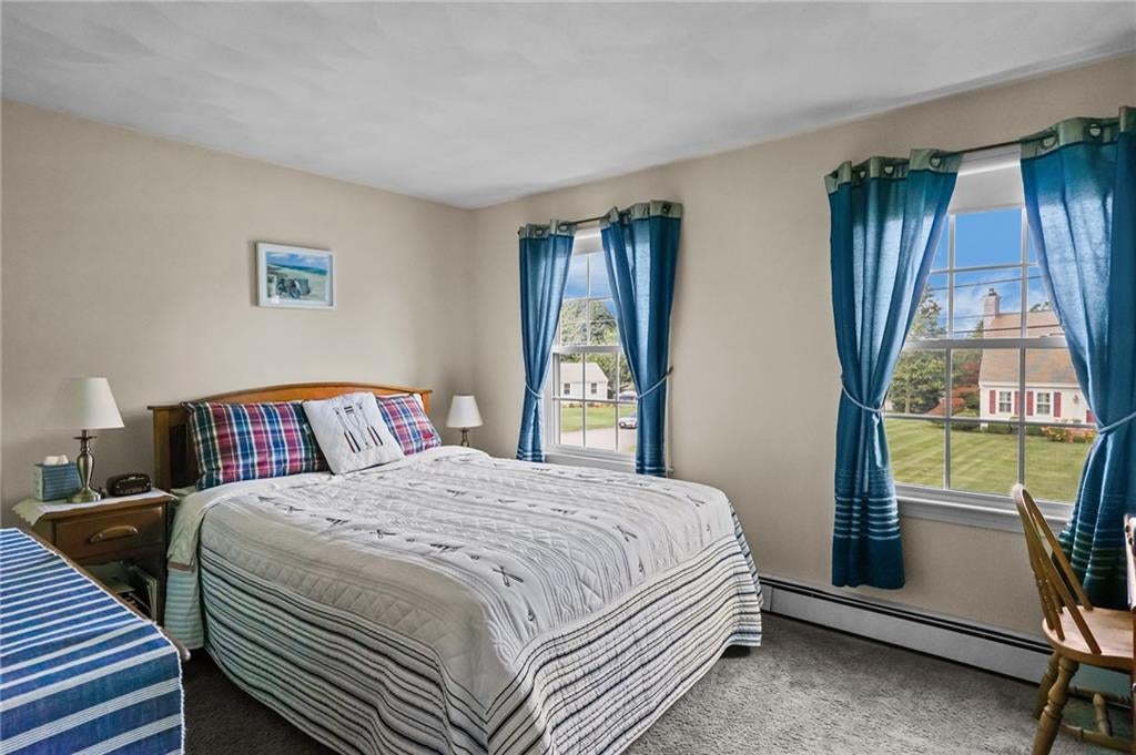 Portsmouth, Rhode Island, 02871, United States, 4 Bedrooms Bedrooms, ,3 BathroomsBathrooms,Residential,Active,1952506