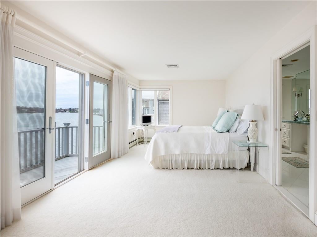 Newport, Rhode Island, 02840, United States, ,3 BathroomsBathrooms,Residential,Active,1790147