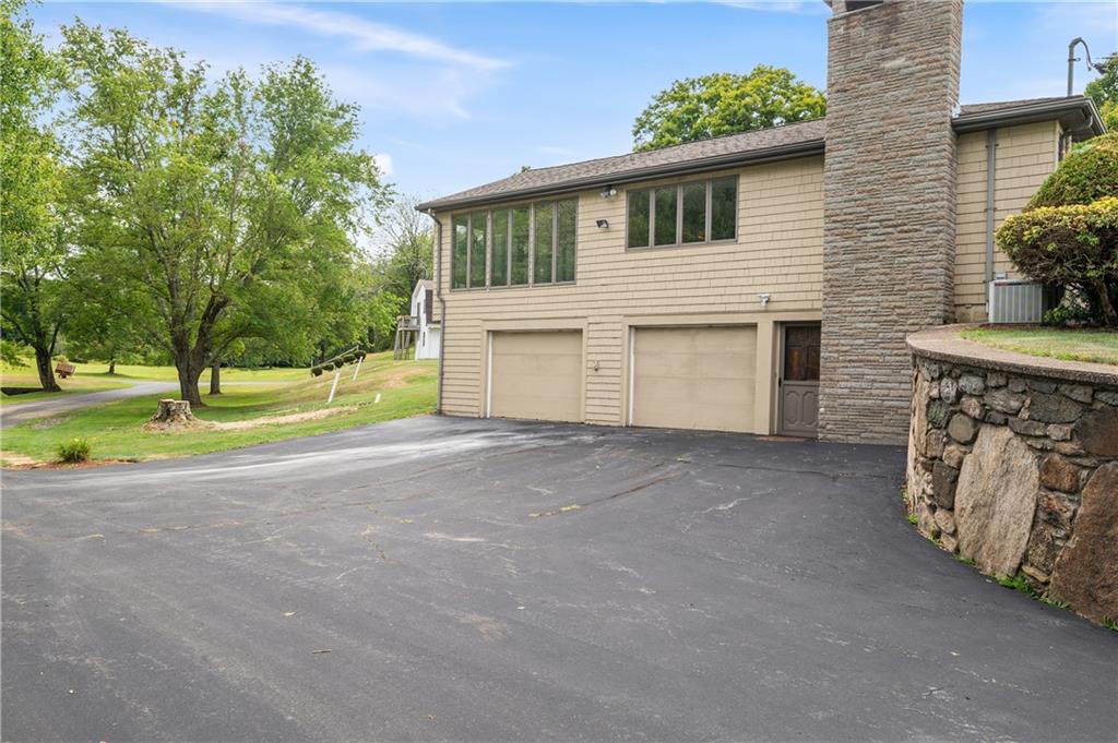 Cumberland, Rhode Island, 02864, United States, 3 Bedrooms Bedrooms, ,2 BathroomsBathrooms,Residential,Active,1926706