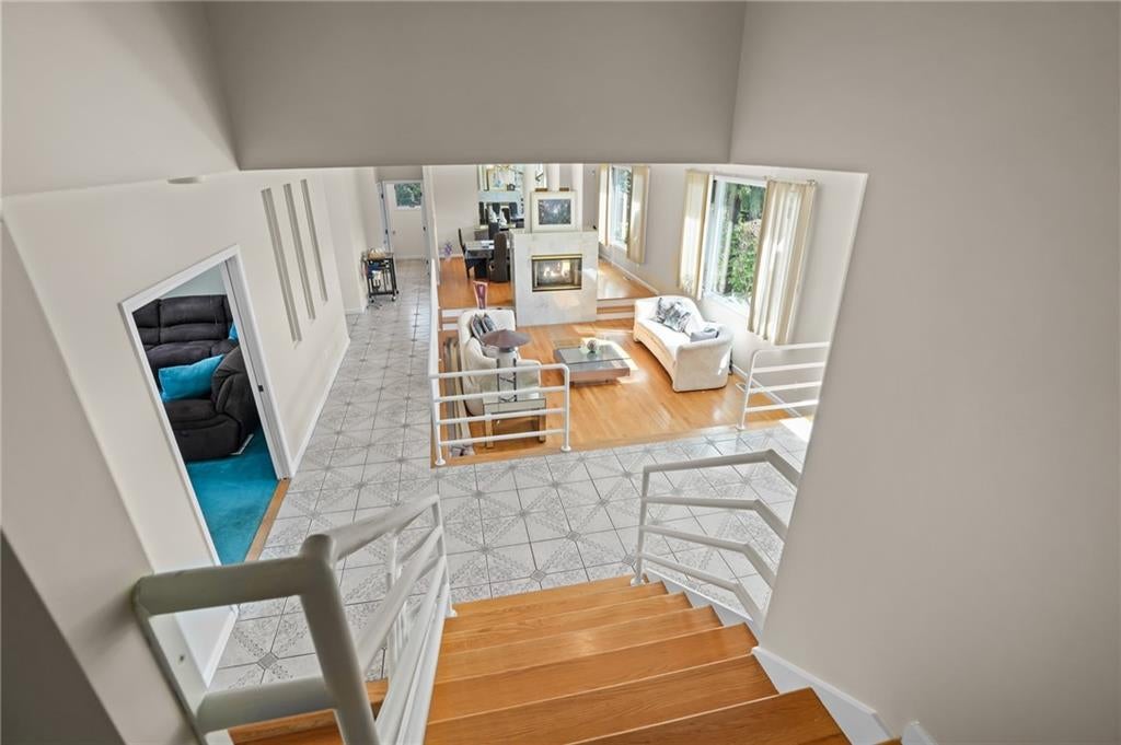 North Providence, Rhode Island, 02904, United States, 3 Bedrooms Bedrooms, ,4 BathroomsBathrooms,Residential,Active,1945229