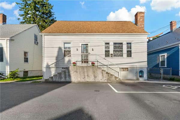 32 PEARSE AVE, BRISTOL, RI 02809 - Image 1