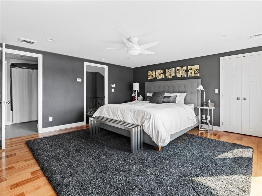 Smithfield, Rhode Island, 02917, United States, 3 Bedrooms Bedrooms, ,3 BathroomsBathrooms,Residential,Active,1953020