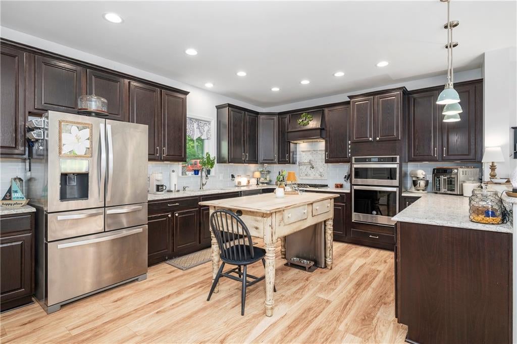 Burrillville, Rhode Island, 02859, United States, 4 Bedrooms Bedrooms, ,3 BathroomsBathrooms,Residential,Active,1945228