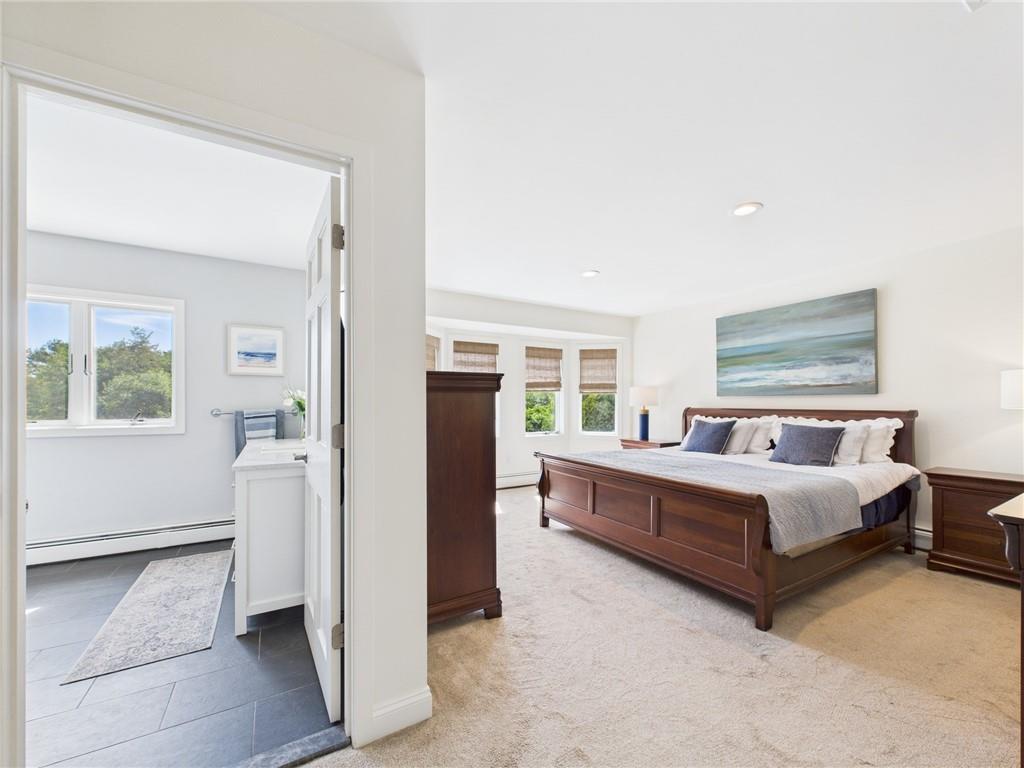 South Kingstown, Rhode Island, 02879, United States, 3 Bedrooms Bedrooms, ,3 BathroomsBathrooms,Residential,Pending,1920270