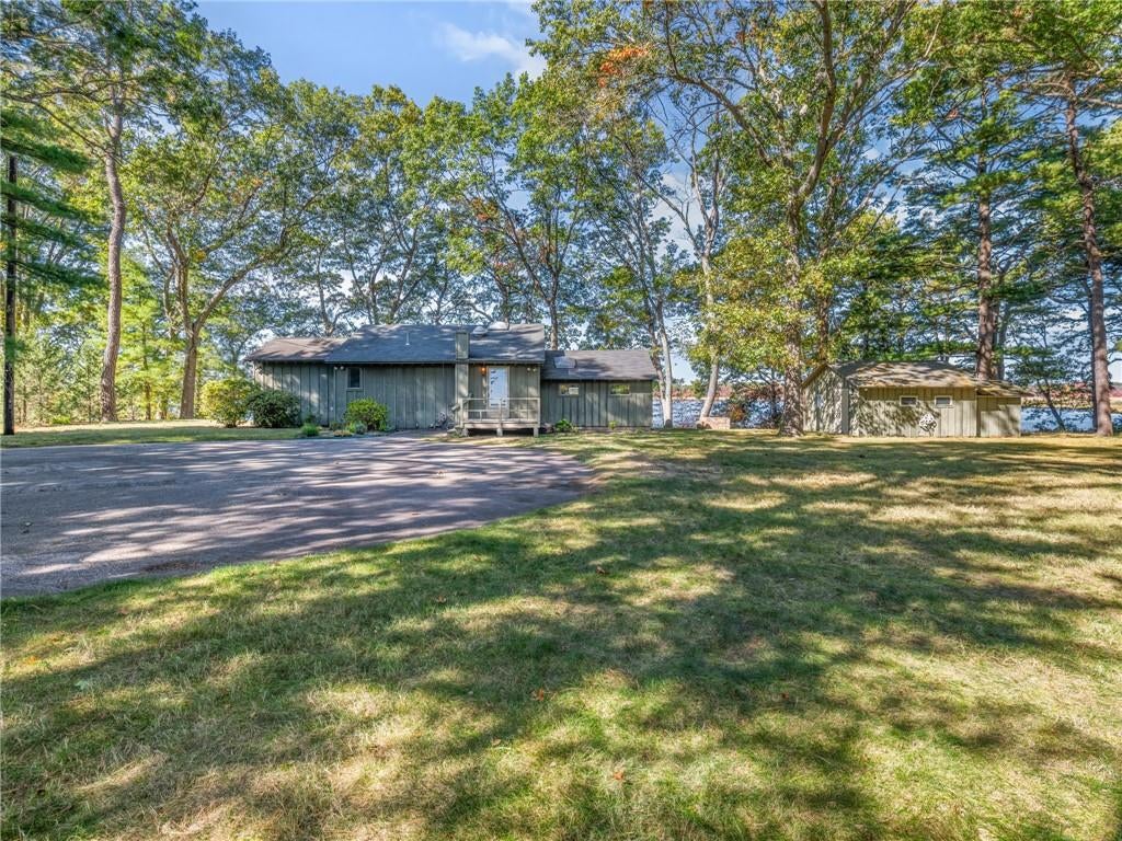 Barrington, Rhode Island, 02806, United States, 1 Bedroom Bedrooms, ,2 BathroomsBathrooms,Residential,Active,2010902