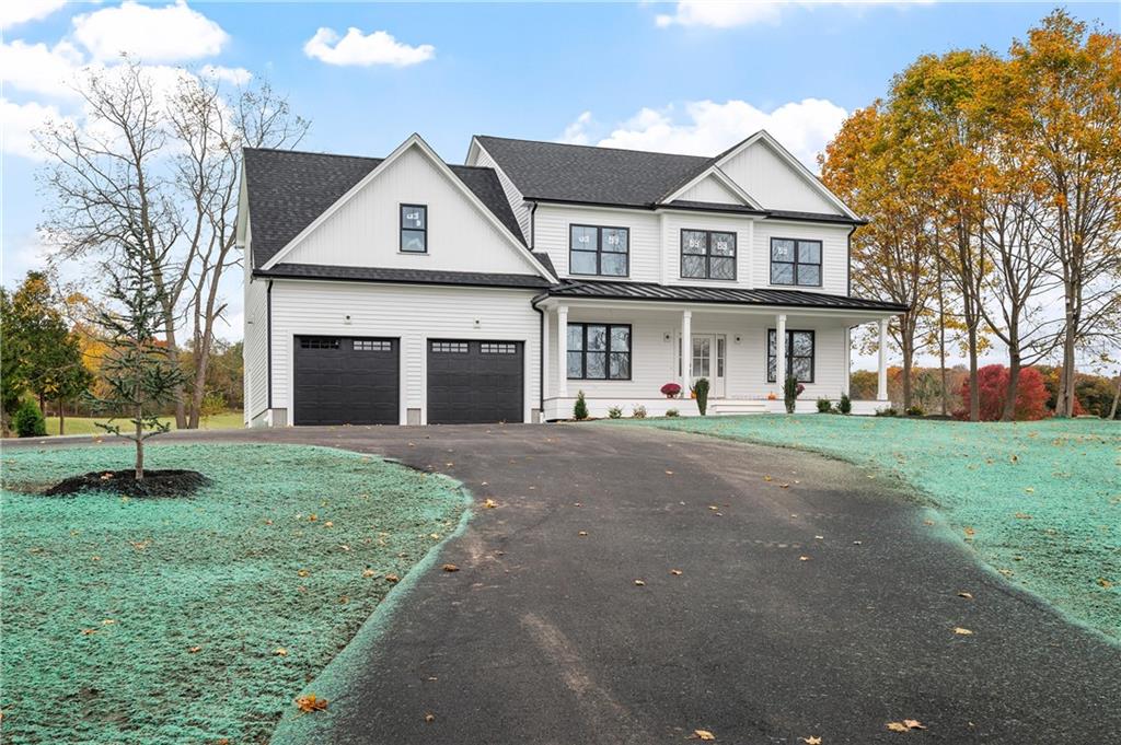 Cumberland, Rhode Island, 02864, United States, 4 Bedrooms Bedrooms, ,3 BathroomsBathrooms,Residential,Active,1973327