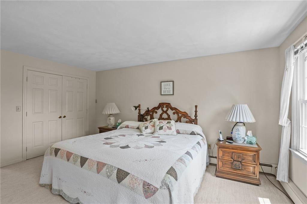Portsmouth, Rhode Island, 02871, United States, 4 Bedrooms Bedrooms, ,3 BathroomsBathrooms,Residential,Active,1904703
