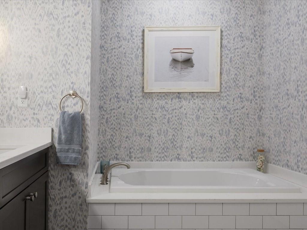Westerly, Rhode Island, 02891, United States, 2 Bedrooms Bedrooms, ,2 BathroomsBathrooms,Residential,Active,1919078