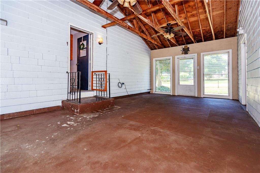 Jamestown, Rhode Island, 02835, United States, 3 Bedrooms Bedrooms, ,1 BathroomBathrooms,Residential,Pending,1834481
