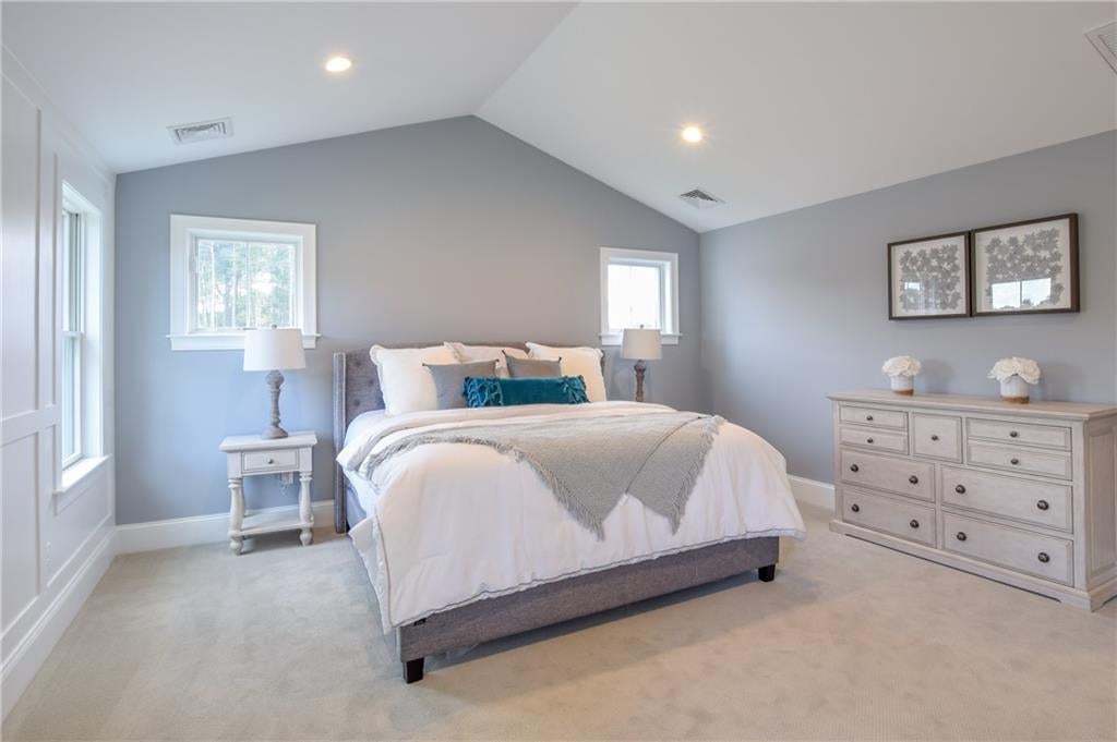 North Kingstown, Rhode Island, 02852, United States, 4 Bedrooms Bedrooms, ,3 BathroomsBathrooms,Residential,Active,1965845