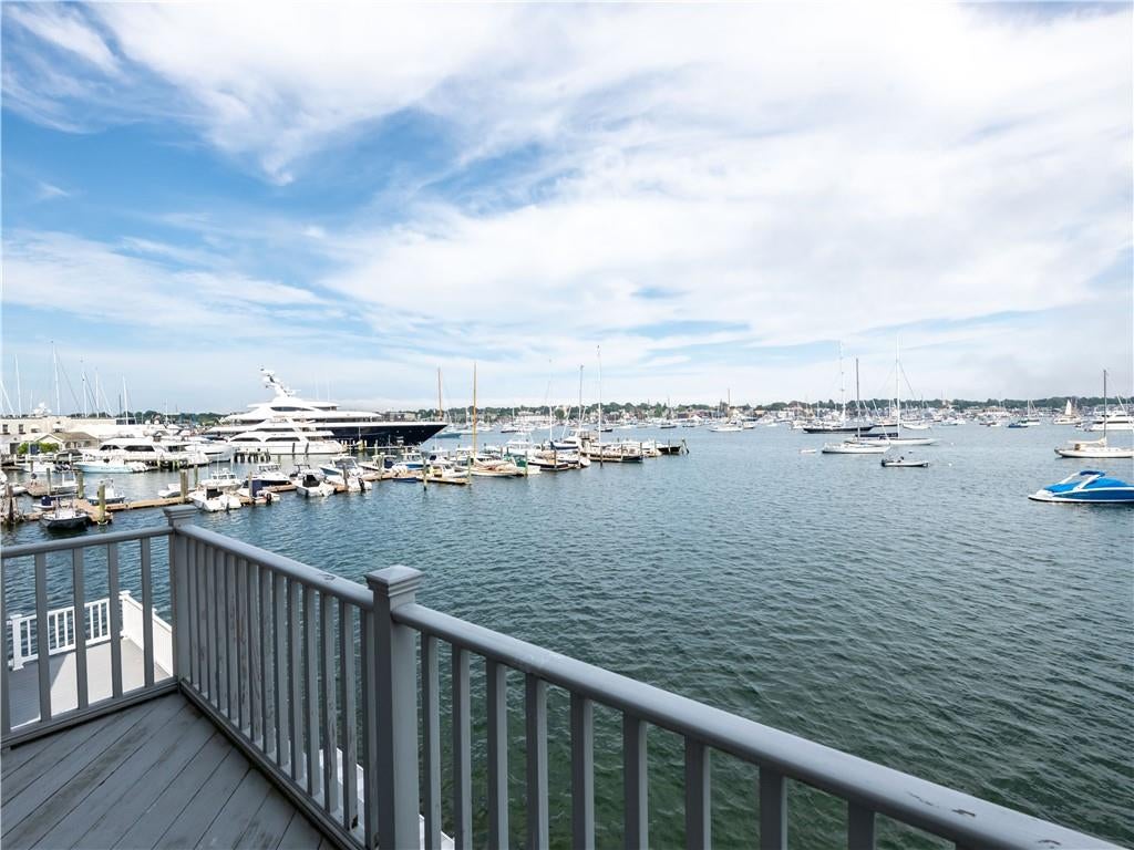 Newport, Rhode Island, 02840, United States, ,3 BathroomsBathrooms,Residential,Active,1790147