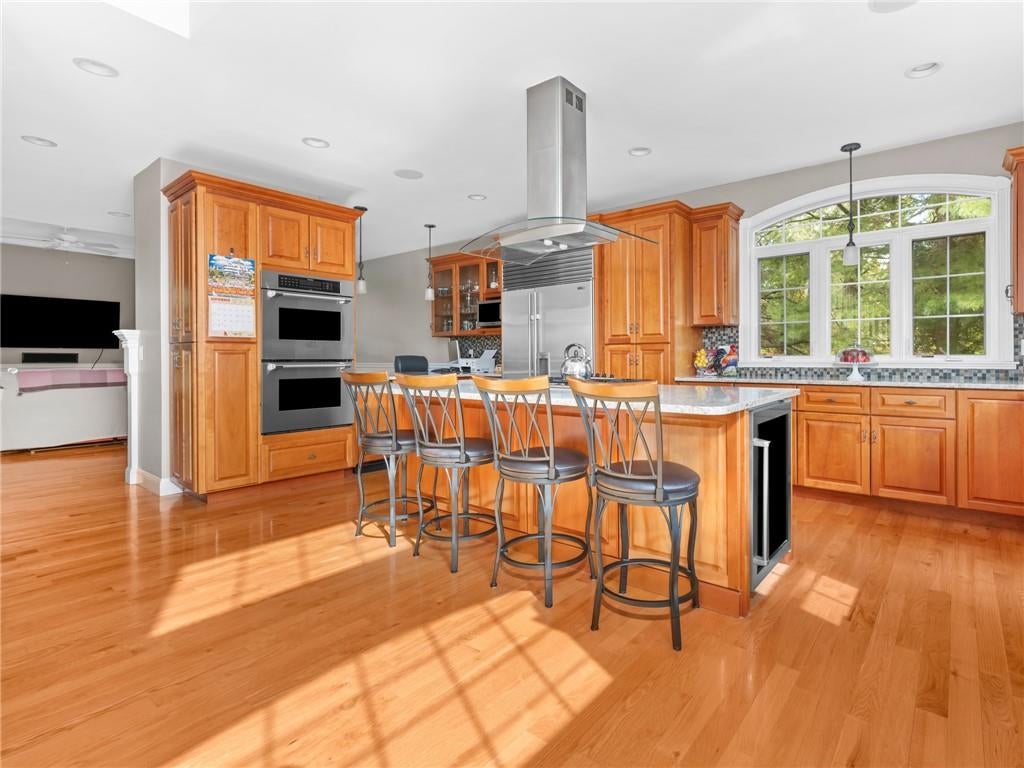 Cumberland, Rhode Island, 02864, United States, 4 Bedrooms Bedrooms, ,5 BathroomsBathrooms,Residential,Active,1953257