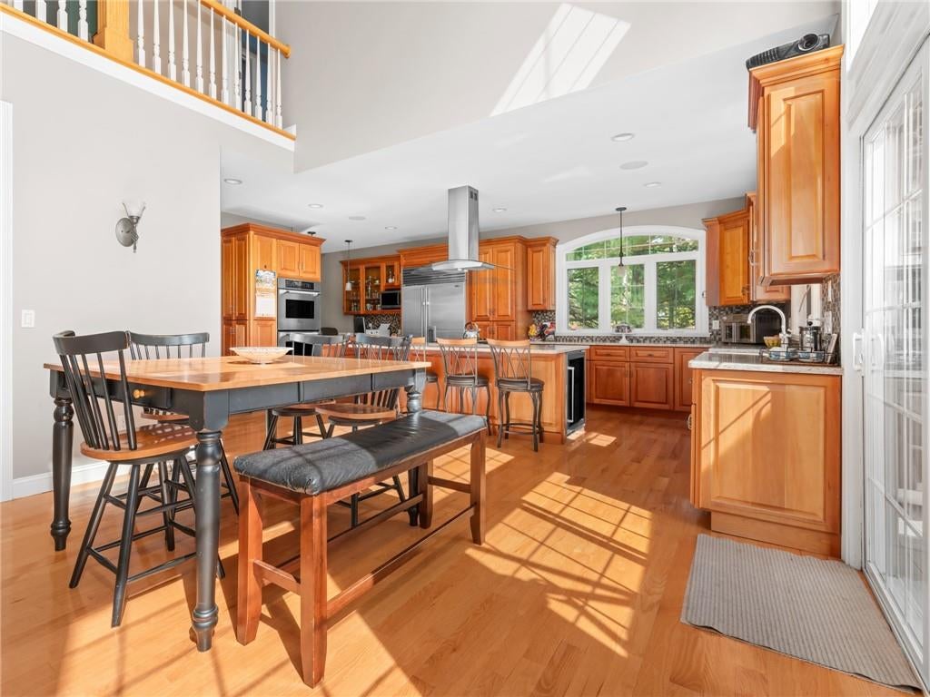 Cumberland, Rhode Island, 02864, United States, 4 Bedrooms Bedrooms, ,5 BathroomsBathrooms,Residential,Active,1953257