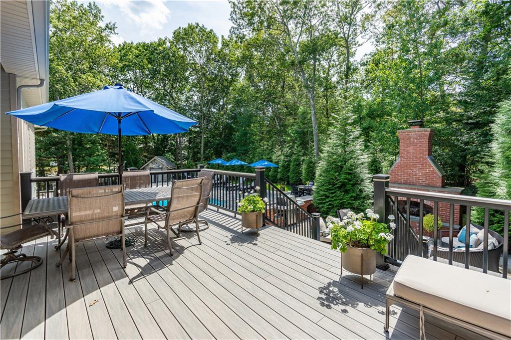 Smithfield, Rhode Island, 02917, United States, 4 Bedrooms Bedrooms, ,3 BathroomsBathrooms,Residential,Active,1929673