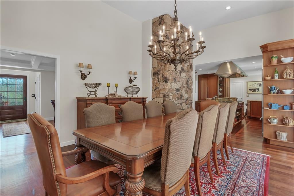 Lincoln, Rhode Island, 02865, United States, 4 Bedrooms Bedrooms, ,3 BathroomsBathrooms,Residential,Active,1964506