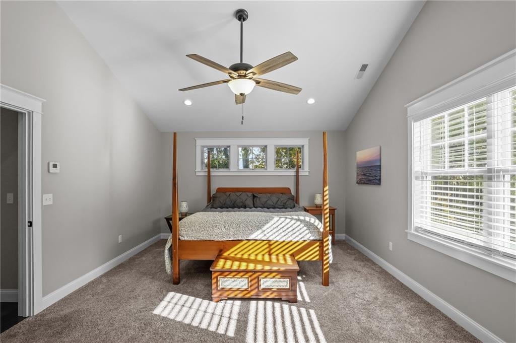 Portsmouth, Rhode Island, 02871, United States, 4 Bedrooms Bedrooms, ,4 BathroomsBathrooms,Residential,Active,1970995