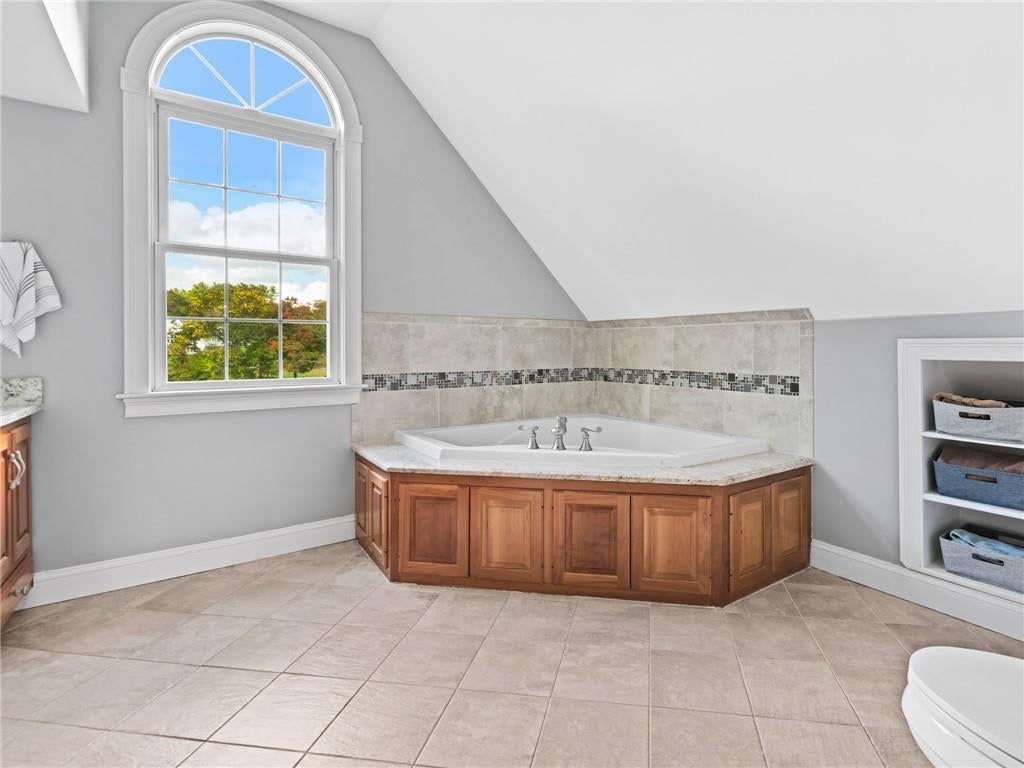 Cumberland, Rhode Island, 02864, United States, 4 Bedrooms Bedrooms, ,5 BathroomsBathrooms,Residential,Active,1953257