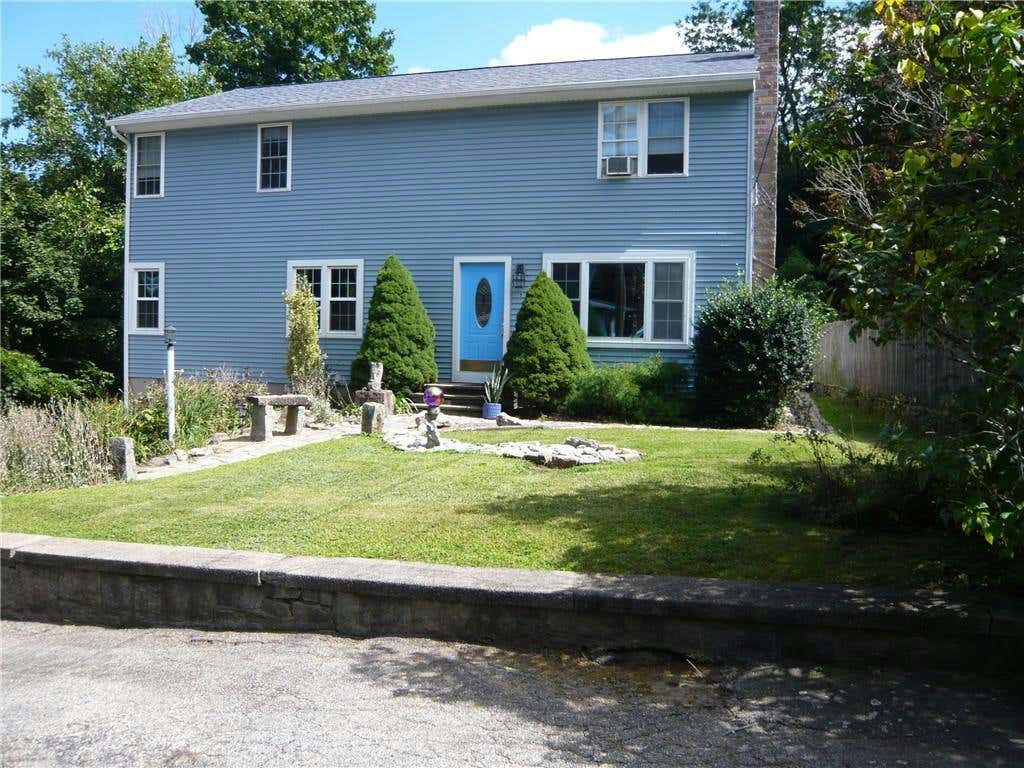 8 MUMFORD ST, COVENTRY, RI 02816, photo 1 of 31