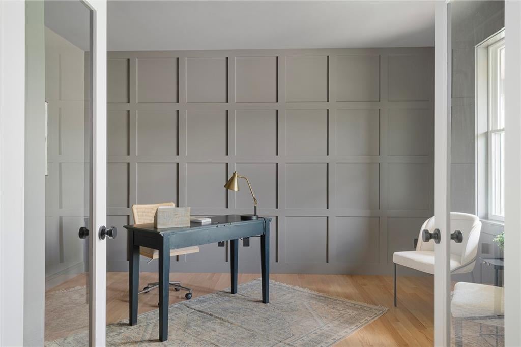 Cranston, Rhode Island, 02921, United States, 4 Bedrooms Bedrooms, ,5 BathroomsBathrooms,Residential,Active,1971004