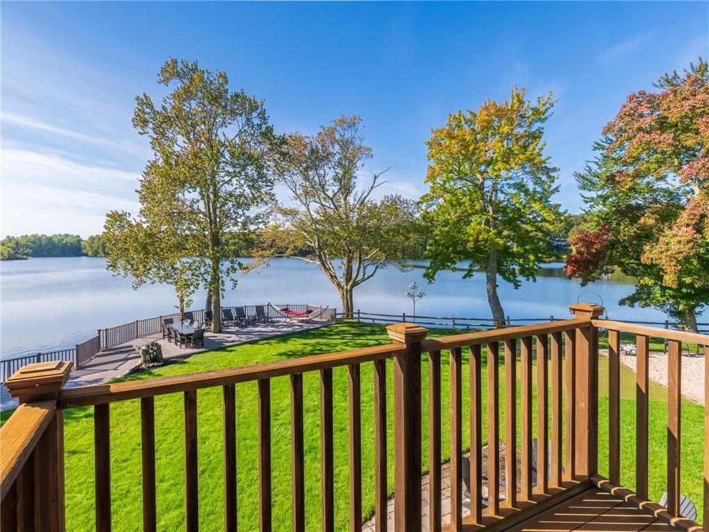 Smithfield, Rhode Island, 02917, United States, 3 Bedrooms Bedrooms, ,3 BathroomsBathrooms,Residential,Active,1953020