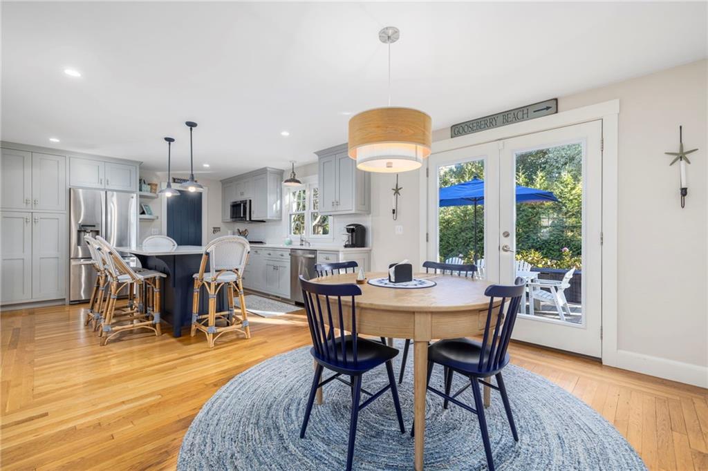 Newport, Rhode Island, 02840, United States, 4 Bedrooms Bedrooms, ,3 BathroomsBathrooms,Residential,Active,1959529