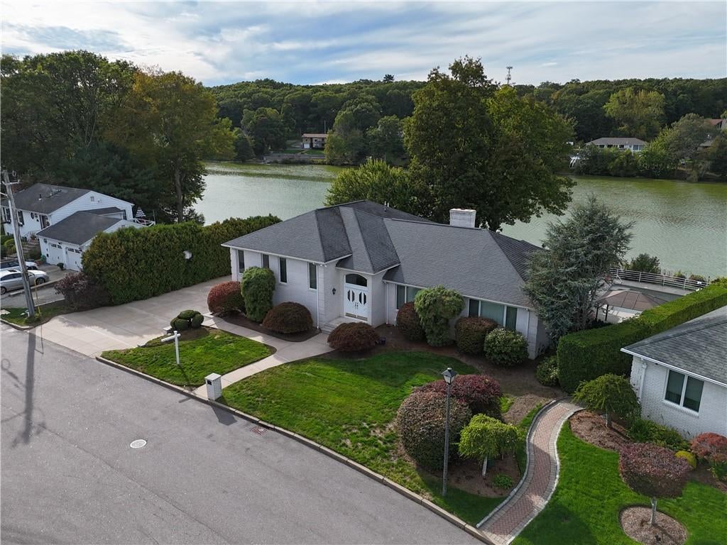 North Providence, Rhode Island, 02904, United States, 3 Bedrooms Bedrooms, ,4 BathroomsBathrooms,Residential,Active,1945229