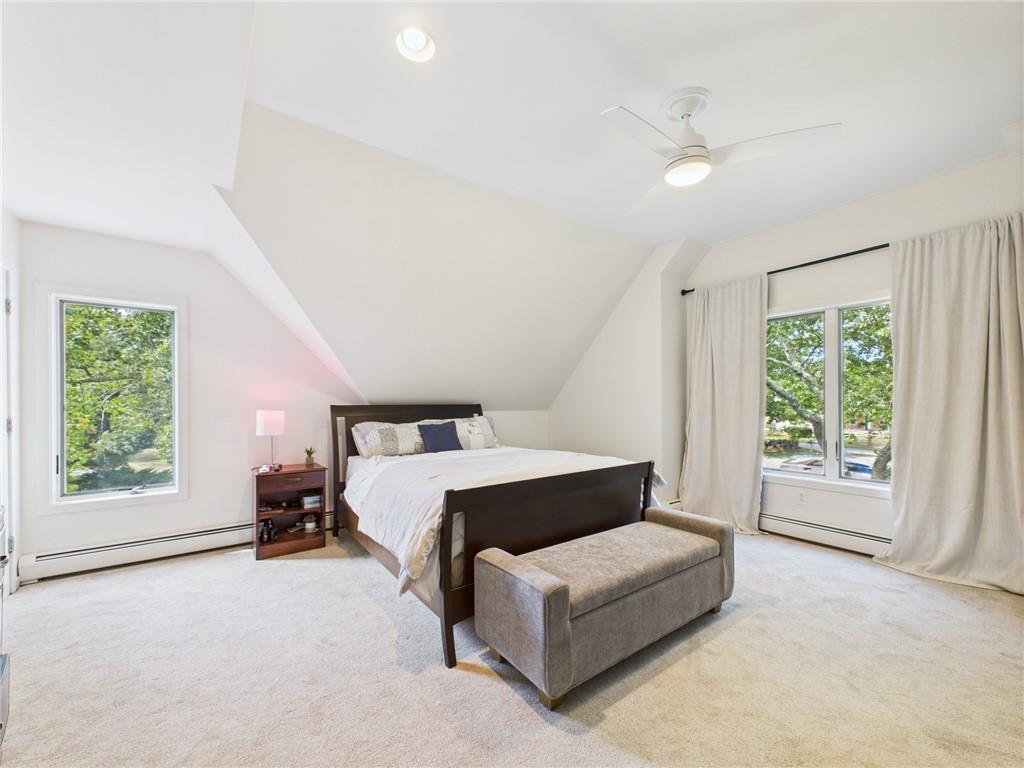 South Kingstown, Rhode Island, 02879, United States, 3 Bedrooms Bedrooms, ,3 BathroomsBathrooms,Residential,Pending,1920270