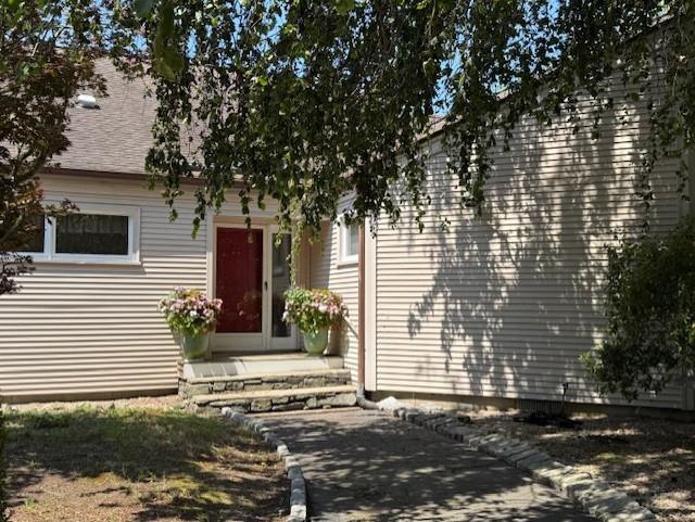 Westerly, Rhode Island, 02891, United States, 5 Bedrooms Bedrooms, ,4 BathroomsBathrooms,Residential,Active,1904145
