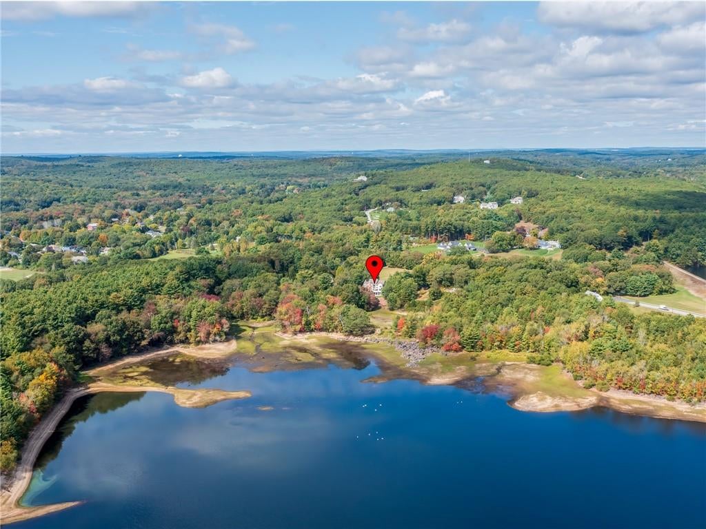 Cumberland, Rhode Island, 02864, United States, 4 Bedrooms Bedrooms, ,5 BathroomsBathrooms,Residential,Active,1953257
