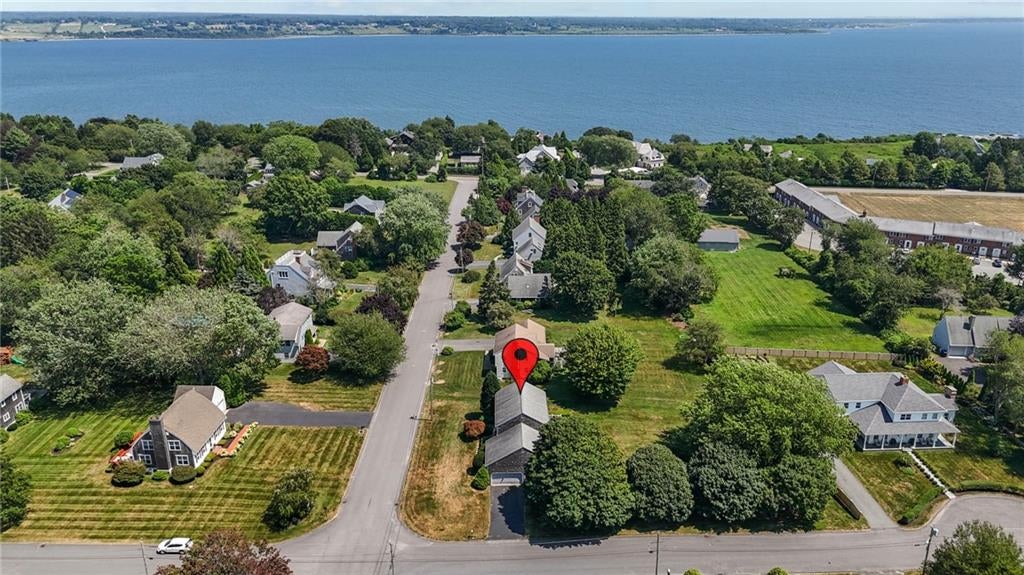 Portsmouth, Rhode Island, 02871, United States, 4 Bedrooms Bedrooms, ,3 BathroomsBathrooms,Residential,Active,1904703