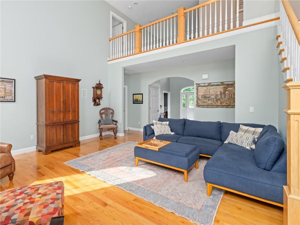 Cumberland, Rhode Island, 02864, United States, 4 Bedrooms Bedrooms, ,5 BathroomsBathrooms,Residential,Active,1953257