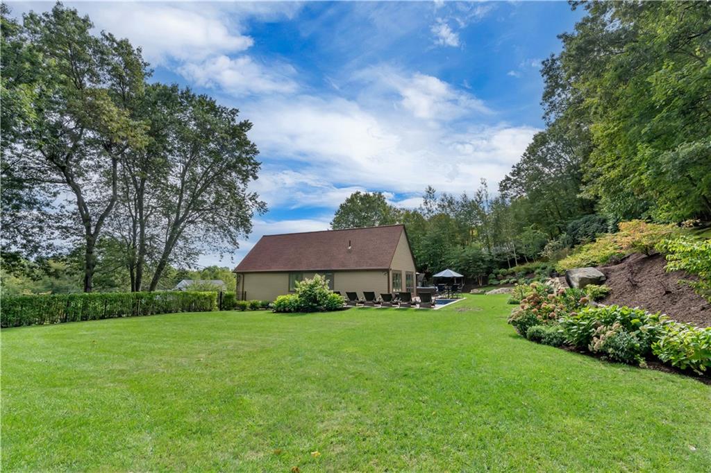 Lincoln, Rhode Island, 02865, United States, 4 Bedrooms Bedrooms, ,3 BathroomsBathrooms,Residential,Active,1964506