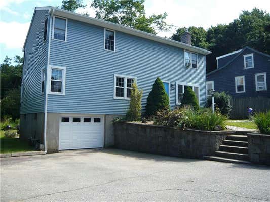 8 MUMFORD ST, COVENTRY, RI 02816, photo 4 of 31