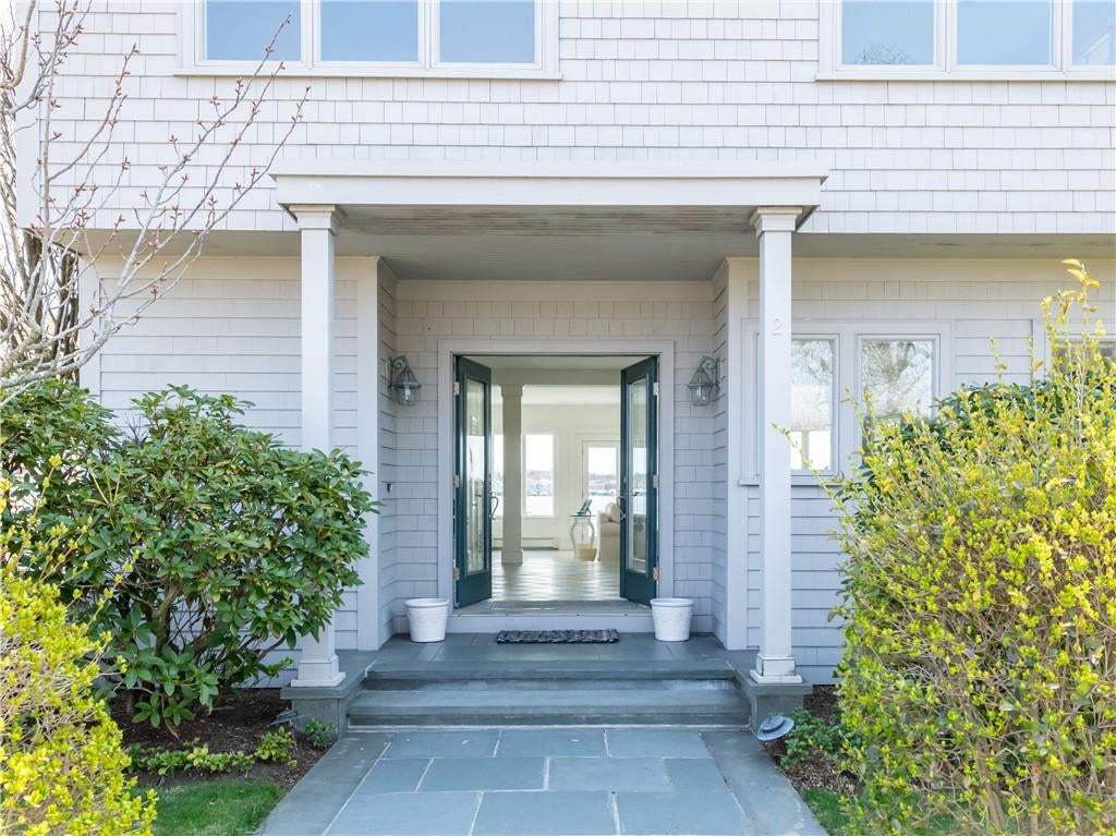 Newport, Rhode Island, 02840, United States, ,3 BathroomsBathrooms,Residential,Active,1790147