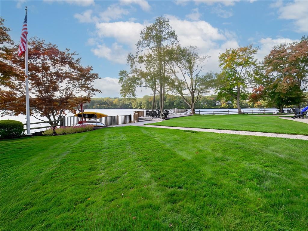 Smithfield, Rhode Island, 02917, United States, 3 Bedrooms Bedrooms, ,3 BathroomsBathrooms,Residential,Active,1953020