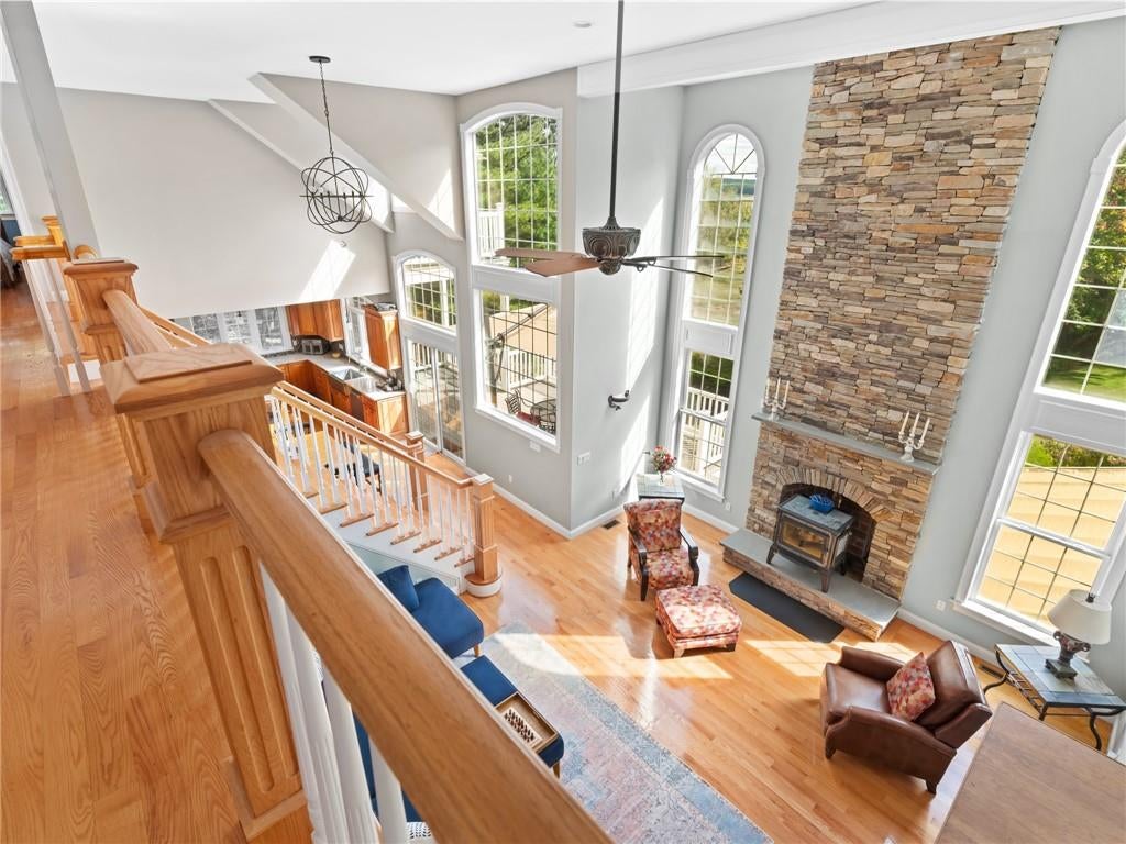 Cumberland, Rhode Island, 02864, United States, 4 Bedrooms Bedrooms, ,5 BathroomsBathrooms,Residential,Active,1953257