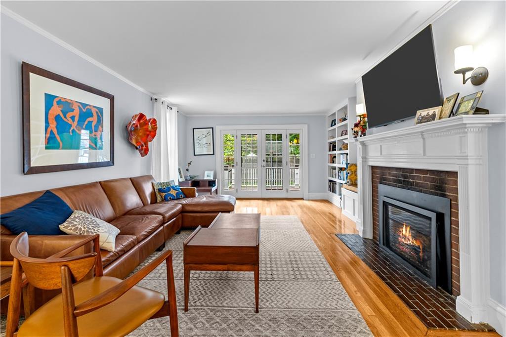 Brookline, Massachusetts, 02445, United States, 5 Bedrooms Bedrooms, ,4 BathroomsBathrooms,Residential,Active,1905132