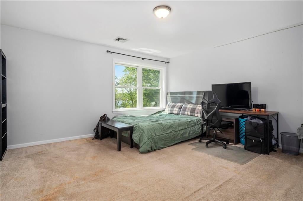 Burrillville, Rhode Island, 02859, United States, 4 Bedrooms Bedrooms, ,3 BathroomsBathrooms,Residential,Active,1945228