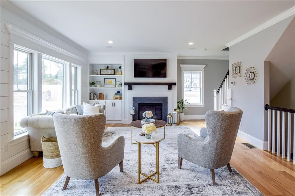 North Kingstown, Rhode Island, 02852, United States, 4 Bedrooms Bedrooms, ,3 BathroomsBathrooms,Residential,Active,1965845