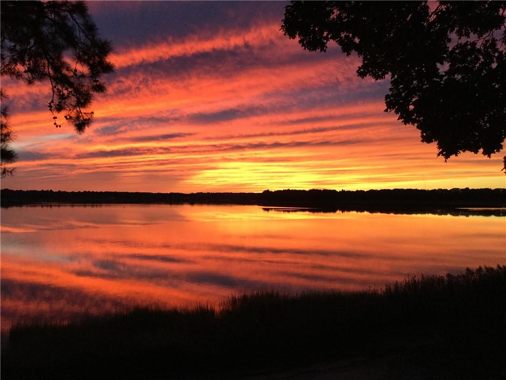 Barrington, Rhode Island, 02806, United States, 1 Bedroom Bedrooms, ,2 BathroomsBathrooms,Residential,Active,1966024 Barrington, Rhode Island, 02806, United States, 1 Bedroom Bedrooms, ,2 BathroomsBathrooms,Residential,Active,1966024