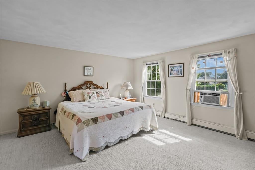 Portsmouth, Rhode Island, 02871, United States, 4 Bedrooms Bedrooms, ,3 BathroomsBathrooms,Residential,Active,1952506