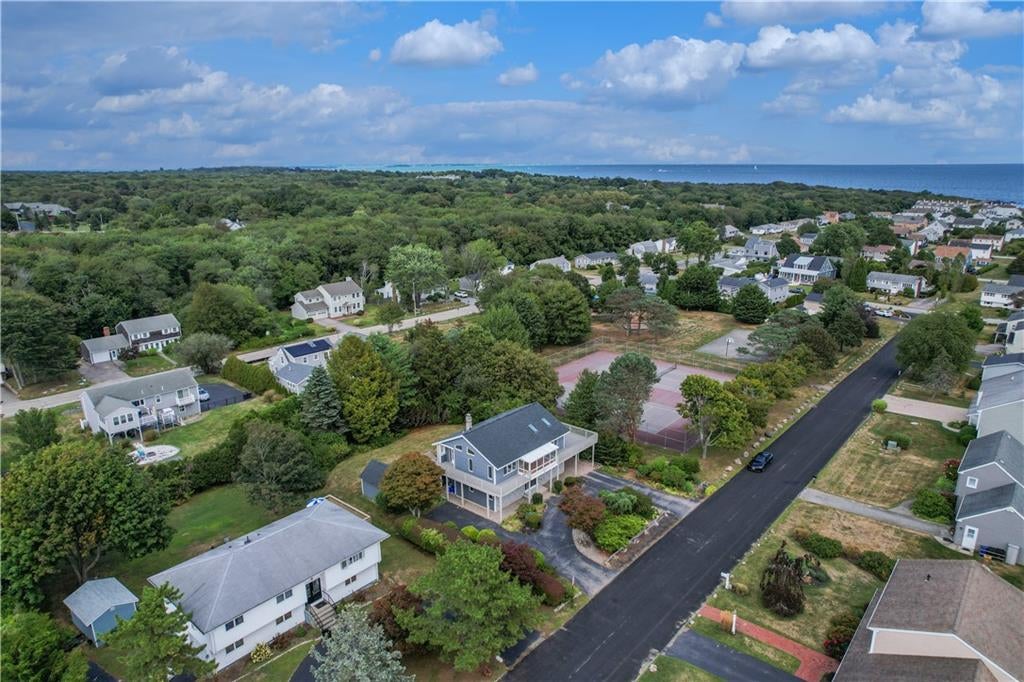 Narragansett, Rhode Island, 02882, United States, 4 Bedrooms Bedrooms, ,2 BathroomsBathrooms,Residential,Active,1934779
