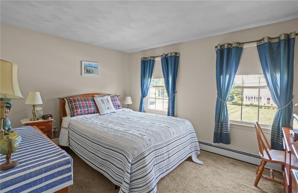 Portsmouth, Rhode Island, 02871, United States, 4 Bedrooms Bedrooms, ,3 BathroomsBathrooms,Residential,Active,1904703