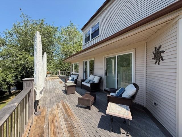 Westerly, Rhode Island, 02891, United States, 5 Bedrooms Bedrooms, ,4 BathroomsBathrooms,Residential,Active,1904145