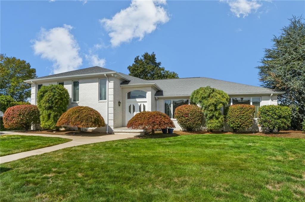 North Providence, Rhode Island, 02904, United States, 3 Bedrooms Bedrooms, ,4 BathroomsBathrooms,Residential,Active,1945229