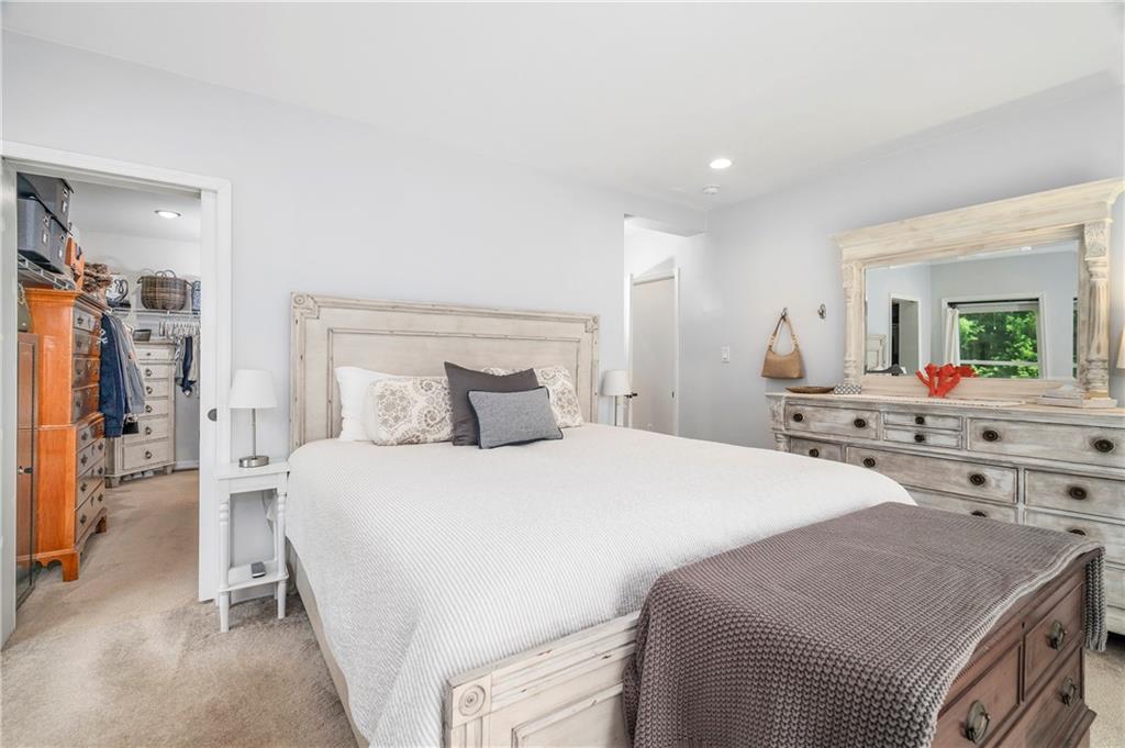 Burrillville, Rhode Island, 02859, United States, 4 Bedrooms Bedrooms, ,3 BathroomsBathrooms,Residential,Active,1945228