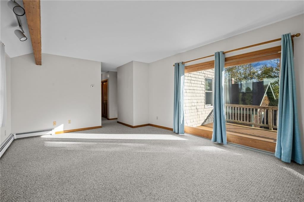 Jamestown, Rhode Island, 02835, United States, 6 Bedrooms Bedrooms, ,4 BathroomsBathrooms,Residential,Active,1987266