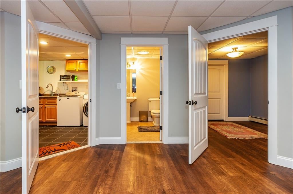 Smithfield, Rhode Island, 02917, United States, 4 Bedrooms Bedrooms, ,3 BathroomsBathrooms,Residential,Active,1929673